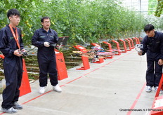 En de drone is airborne.